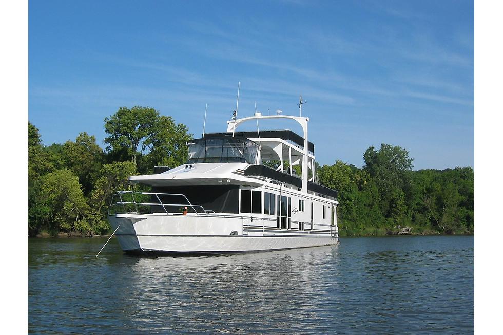 deck boat nashville 2003 majestic 90x18 tri deck river cruiser boats for sale deck boat nashville 2003 majestic 90x18 tri deck river cruiser boats for sale